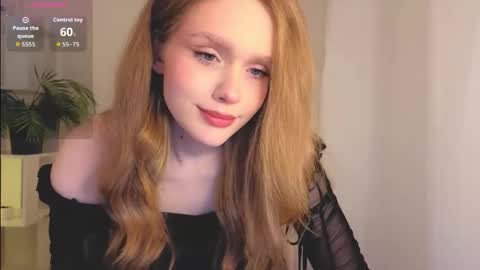 Snapshot of flirtypixy chatting on September 13, 10:29 pm Polly online show from September 13, 10:29 pm