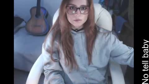 flor3citarockera online show from June 23, 2:48 pm