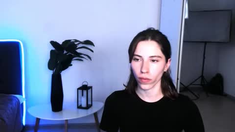 flora_54 online show from June 11, 1:30 pm