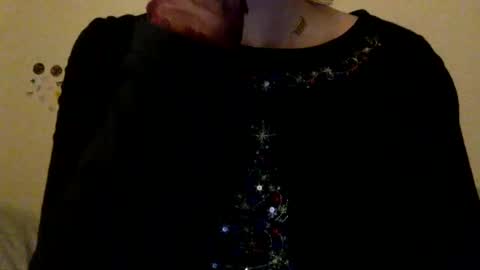Snapshot of floraexploration chatting on December 25, 11:31 pm floraexploration online show from December 25, 11:31 pm