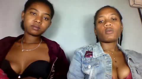 Snapshot of florencia011 chatting on March 8, 10:08 am florencia011 online show from March 8, 10:08 am