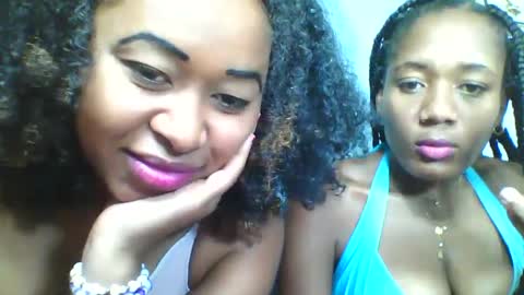 Snapshot of florencia011 chatting on February 17, 1:55 pm florencia011 online show from February 17, 1:55 pm