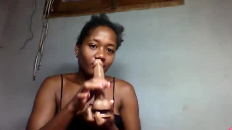 Snapshot of florencia011 chatting on February 15, 3:09 am florencia011 online show from February 15, 3:09 am