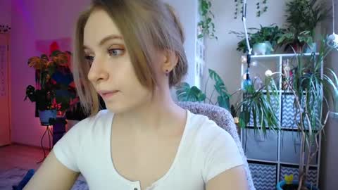 flower_elf online show from March 8, 2:27 pm