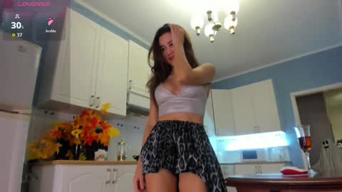 Nicole online show from October 30, 9:27 pm