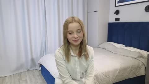 Dolly online show from October 16, 9:23 am