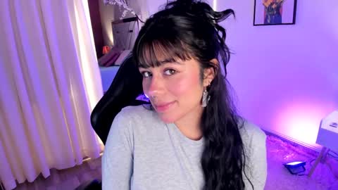 Its a pleasure to meet you. Im Flower. Help me reach 1k. Follow me. online show from April 18, 11:45 am