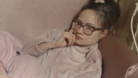 say meow and send tip  online show from February 8, 1:53 am