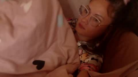 say meow and send tip  online show from May 13, 10:04 pm
