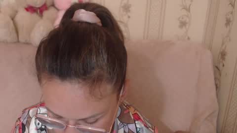 say meow and send tip  online show from May 10, 7:43 am