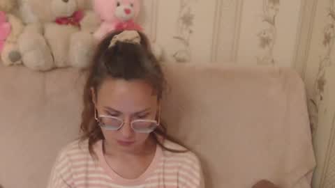 say meow and send tip  online show from May 21, 3:21 pm