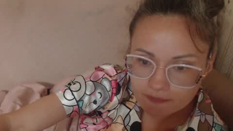 say meow and send tip  online show from May 16, 5:23 pm