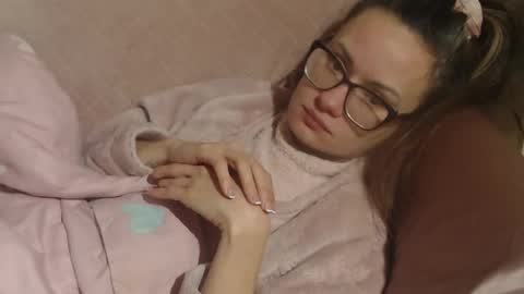 say meow and send tip  online show from January 18, 2:52 am