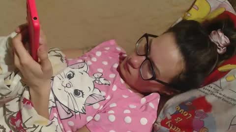 say meow and send tip  online show from March 10, 10:55 pm