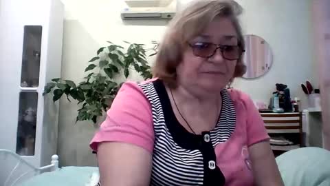 Flowerlower online show from February 1, 2:13 pm