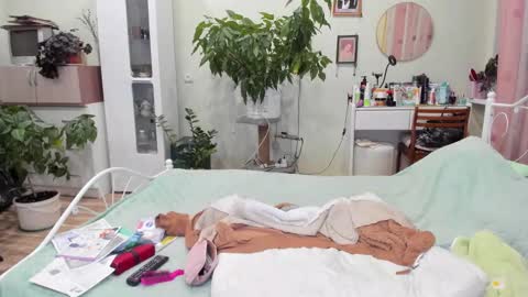 Flowerlower online show from September 22, 8:51 pm