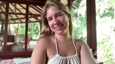 fluffy_bunnyxxx online show from February 10, 4:19 am