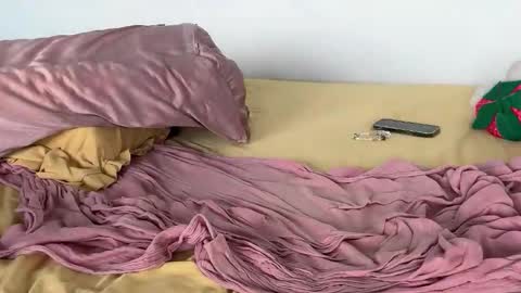 fluffy_bunnyxxx online show from May 30, 9:29 am