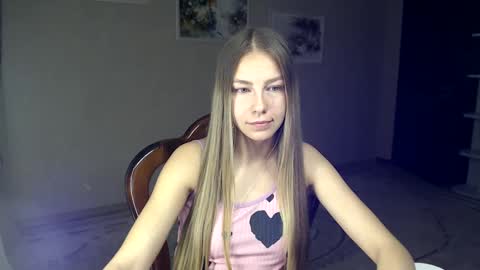 Snapshot of fofhcf chatting on October 8, 9:30 pm Molli Ready for any play with you. COLLECTING DONATIONS FOR A WEDDING online show from October 8, 9:30 pm