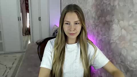 Snapshot of fofhcf chatting on October 18, 3:26 pm Molli Ready for any play with you. COLLECTING DONATIONS FOR A WEDDING online show from October 18, 3:26 pm