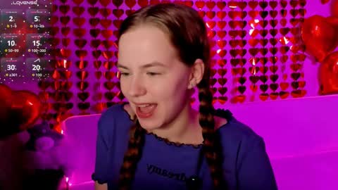 Lisa online show from February 19, 8:29 pm