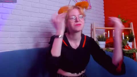 Polly online show from June 13, 5:49 am