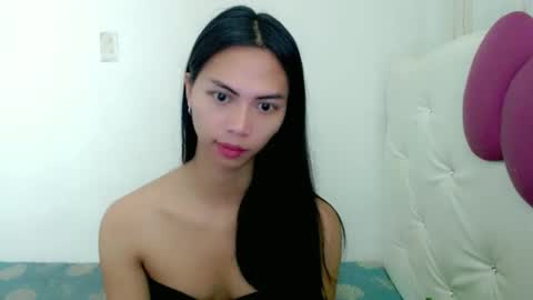 Snapshot of foxylicious_danielax chatting on October 12, 1:30 am Daniela online show from October 12, 1:30 am