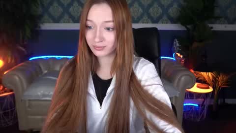 Maya online show from March 19, 2:43 pm