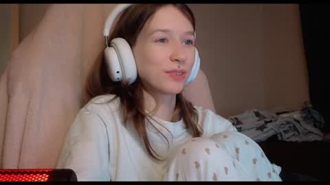 Snapshot of fran_bow chatting on February 2, 5:15 pm fran_bow online show from February 2, 5:15 pm