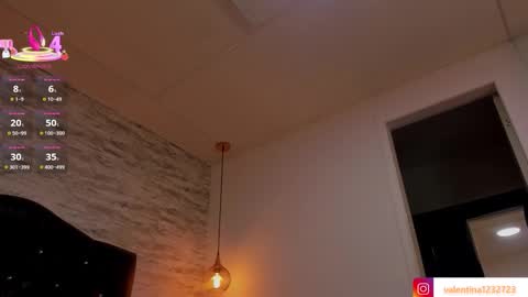 Snapshot of francesca_bbw chatting on October 18, 3:31 am online show from October 18, 3:31 am