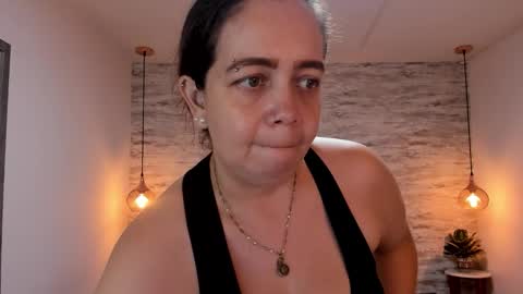          online show from November 10, 1:44 am