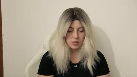 Francesca online show from April 1, 12:55 am