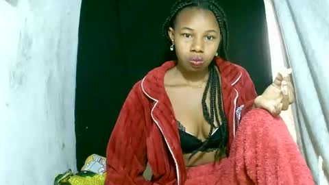 Snapshot of franciefrancie chatting on September 13, 5:04 am francilla online show from September 13, 5:04 am