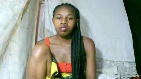 Snapshot of franciefrancie chatting on October 12, 12:51 pm francilla online show from October 12, 12:51 pm