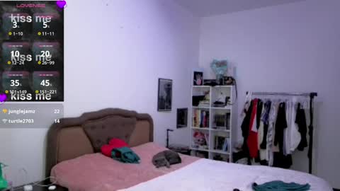 Francis online show from April 5, 3:00 pm