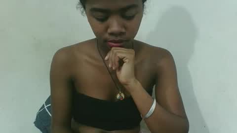 Snapshot of francinealdy chatting on October 14, 9:23 am francinealdy online show from October 14, 9:23 am