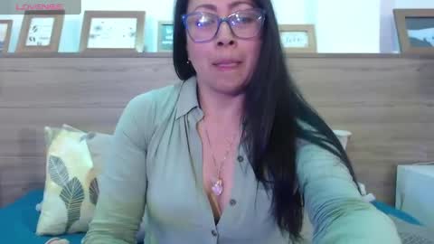 francisca_vera online show from June 1, 8:32 pm