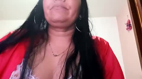 Snapshot of francy_froz chatting on February 10, 1:14 am francy froz online show from February 10, 1:14 am