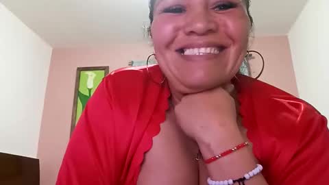 Snapshot of francy_froz chatting on December 21, 3:03 am francy froz online show from December 21, 3:03 am