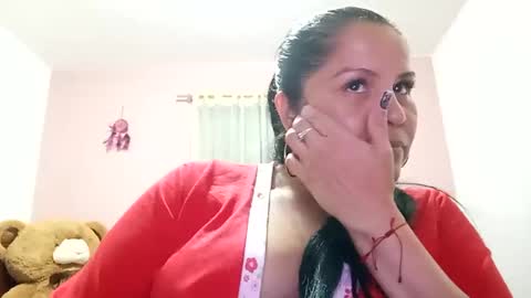Snapshot of francy_froz chatting on March 6, 4:41 am francy froz online show from March 6, 4:41 am