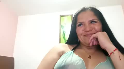 Snapshot of francy_froz chatting on January 17, 1:36 am francy froz online show from January 17, 1:36 am