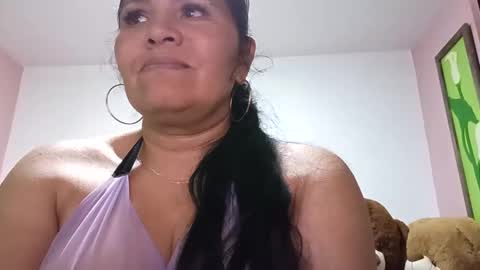 Snapshot of francy_froz chatting on October 20, 4:37 am francy froz online show from October 20, 4:37 am