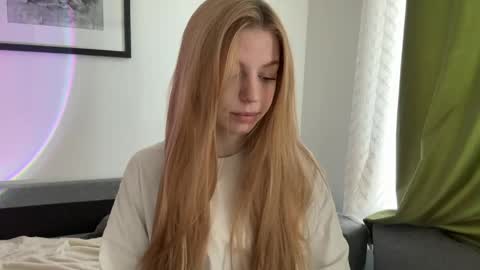 franny_fresh online show from March 24, 9:36 am