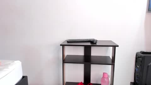 Snapshot of fransheska_mon chatting on October 15, 4:42 pm Fransheska online show from October 15, 4:42 pm