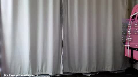 Snapshot of frauchocolate chatting on October 11, 6:54 pm Alice online show from October 11, 6:54 pm