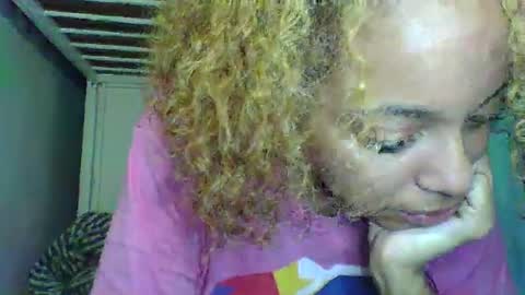 Snapshot of freakjawn1992 chatting on January 2, 4:13 pm FreakJawn online show from January 2, 4:13 pm