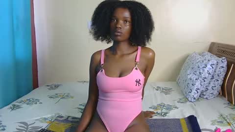Snapshot of freakky_nessa chatting on December 31, 7:20 am Nessa-Independent model online show from December 31, 7:20 am