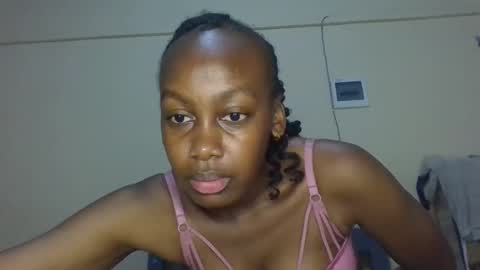 freaky_beauty online show from June 5, 5:52 pm