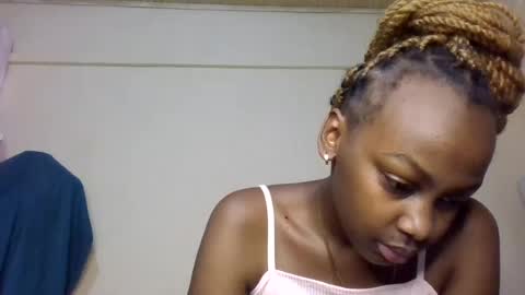 freaky_beauty online show from July 28, 9:25 pm