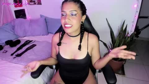 Lia Gomez online show from February 10, 11:23 pm